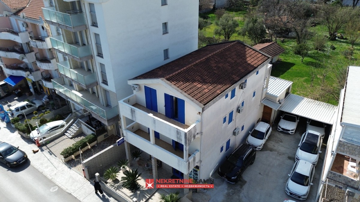 Na prodaju tri stana na jednoj etaži – odlična investiciona prilika, Budva, Mainska ulica
